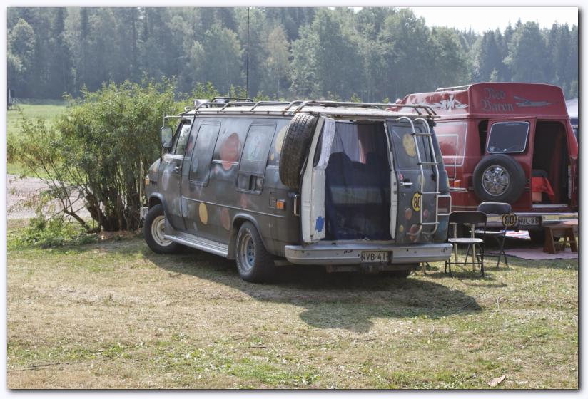 802x537 pixels (90K)